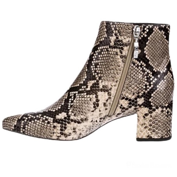 Michael Shannon Black and Tan Faux Snake Skin Cardi Bootie Size 7 - Picture 2 of 12
